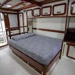 Mamiraua Barco Hotel