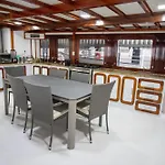 Mamiraua Barco Hotel